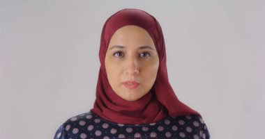 الصحة توضح الطريقة السليمة لارتداء الكمامة لمنع عدوى كورونا.. فيديو