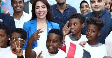 وفد من تنسيقية شباب الأحزاب والسياسيين يزور النوبة..والأهالى يستقبلوهم بالأعلام