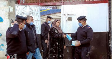 المواطنون يقبلون على اللجان الانتخابية للإدلاء بأصواتهم بدوائر العاصمة.. فيديو
