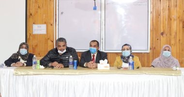 هيئة محو الأمية تنظم ندوة لتحفيز طلاب تربية الغردقة على المشاركة فى تعليم الكبار