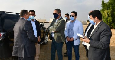 محافظ الفيوم يتفقد قرية الطلائع بيوسف الصديق ويوجه بدراسة إنشاء مشروعات صغيرة
