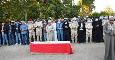 محافظ أسوان ينعى شهيد الواجب الوطنى أحمد جمال.. صور