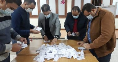البيان الإحصائى للجنة 28 و29 بالمنيا: صابر عبد الحكيم 439 ورياض عبد الستار 312 