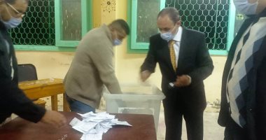 البيان الإحصائى للجنة رقم 48 بأسيوط: حصول ناصر عثمان 345 والعمدة 309 أصوات