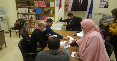 البيان الإحصائى للجنة 184 بالفيوم: 522 لمحسن أبو سمنة و457 صوت لمحمد ثابت   