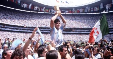 الأرجنتين تعلن الحداد 3 أيام بعد وفاة مارادونا
