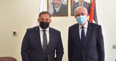 وزير خارجية فلسطين يعتمد أوراق سفير مصر الجديد ويؤكد عمق العلاقات مع القاهرة