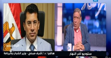 أشرف صبحى: الإعلام شريك لنا فى التصدى للشائعات والتعصب
