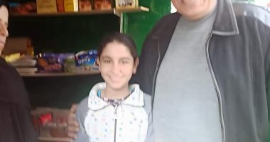 أسرة الطفلة نور قائدة التوك توك بالشرقية تتسلم كشك استجابة لليوم السابع