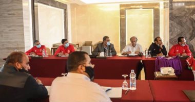 الأهلي بالشورت الأسود والزمالك أبيض X أبيض فى نهائي إفريقيا ‏