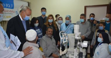 محافظ القليوبية يتابع مبادرة "نور حياة" لمكافحة مسببات ضعف وفقدان البصر 
