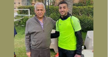 فرج عامر يحفز لاعبى سموحة ويعلن مد إعارة محمد عبد المنعم لاعب الأهلى