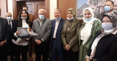 القومى للمرأة يهنىء محافظ بورسعيد لاختياره كأفضل محافظ فى الوطن العربى