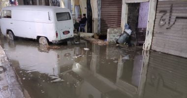 رفع مياه الصرف الصحى من شارع الإصلاح الفلكى بالإسكندرية استجابة لشكوى الأهالى