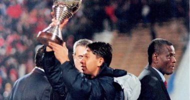 محمد فاروق يحفز لاعبى الأهلى قبل نهائى القرن بدرع دورى الأبطال
