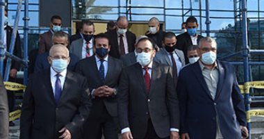 رئيس الوزراء يوجه بسرعة الانتهاء من أعمال تطوير المعهد القومى للأورام 