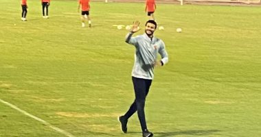 جمهور الأهلى يهز أرجاء التتش بتشجيع اللاعبين.. والشناوى يرد التحية "صور"