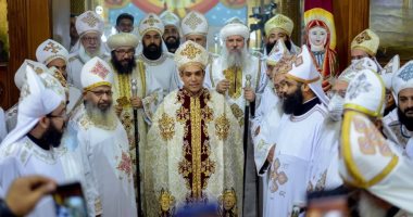 أسقف دمياط وكفر الشيخ يرسم قس و4 قمامصة جدد للإيبارشية