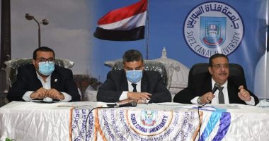 رئيس جامعة قناة السويس يطالب بضرورة الإنتهاء من جمع بيانات الخريجين