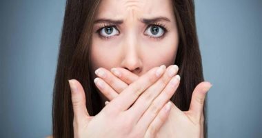 4 حلول ووصفات طبيعية من داخل مطبخك للتخلص من رائحة الفم الكريهة