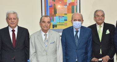 مكاوى بن عيسى يتسلم مهام منصبه أمينا عاما لاتحاد المحامين العرب  .. صور  