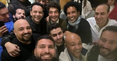 حميد الشاعرى يحتفل بعيد ميلاده وسط نجوم التسعينيات.. صور