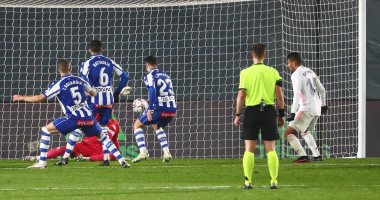 ريال مدريد يواصل نتائجه الهزيلة فى الدورى الإسبانى بالخسارة من ألافيس