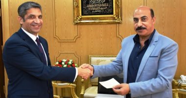غرفة المنشآت الفندقية تتبرع بربع مليون جنيه لاستكمال الخدمات السياحية بأسوان