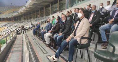 اللجنة المؤقتة للزمالك تحضر مباراة طلائع الجيش بكأس مصر