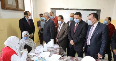 نائب محافظ المنوفية يدشن مبادرة الكشف عن فيروس سى لطلاب المدارس .. صور 