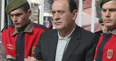 الشرطة التركية تعتقل مواطنا بتهمة إهانة زعيم المافيا