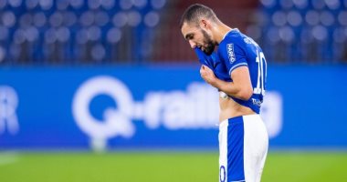 عنصرية ضد الجزائرى بن طالب فى ألمانيا.. واللاعب يدرس العودة لإنجلترا