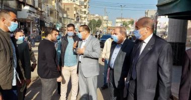 محافظ الشرقية يتفقد شوارع بلبيس لمتابعة النظافة ورفع تراكمات القمامة