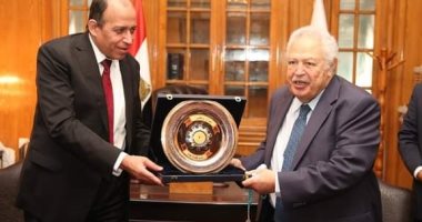 نقيب المحامين ورئيس نادى القضاة يتفقان على إعداد مدونة سلوك مشتركة 
