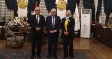 طارق شوقى يكلف 3 قيادات لرئاسة قطاعات التعليم العام والأنشطة والتكنولوجيا