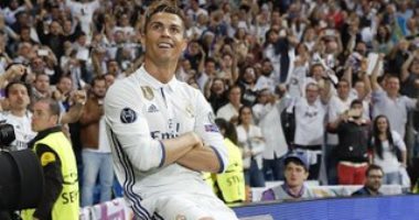 ريال مدريد يحتفل بهدف رونالدو فى الذكرى العاشرة للفوز ببطولة كأس الملك.. فيديو