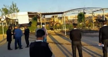 معاينة آثار حريق مبنى جهاز مدينة حدائق أكتوبر لحصر الخسائر .. صور