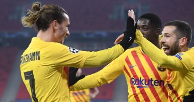 برشلونة يواصل انتصاراته بدورى أبطال أوروبا بثلاثية فى فرينكفاروزى.. فيديو