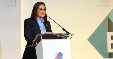وزيرة التخطيط تبحث تطورات ومراحل مبادرة "كن سفيرًا"