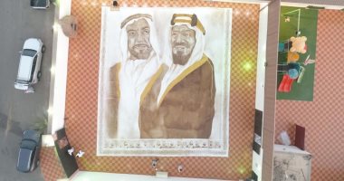 سعودية تدخل جينيس بأكبر لوحة مرسومة بالقهوة فى العالم وتهديها للإمارات.. صور
