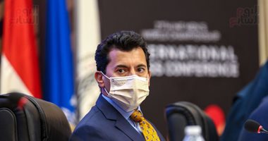 وزير الرياضة يتابع استعدادات بطولة العالم للرماية.. ويؤكد جاهزية مصر للحدث
