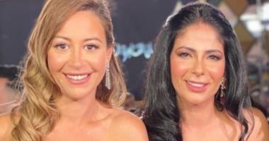 منة شلبى ترد الجميل لـ منى زكى بمهرجان القاهرة السينمائى