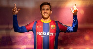 تمثال ميسي بمتحف برشلونة للشمع مش شبه ميسي