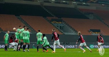 ميلان ضد سيلتك.. التعادل 2 - 2 يحسم شوط أول مثير بالدوري الأوروبي "فيديو" 