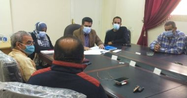 رئيس مدينة البياضية بالأقصر يناقش مقترح إنشاء محطة غاز طبيعى بالمدينة