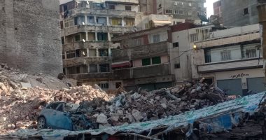 شاهد لحظة انهيار عقار محرم بك فى الإسكندرية.. فيديو وصور
