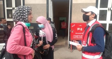 السكة الحديد تطلق حملة لمواجهة العنف والتحرش بالمرأة فى القطارات.. صور