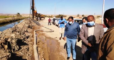 محافظ أسوان : البدء فى المرحلة الأولى لرصف طريق كلابشة - نصر النوبة 