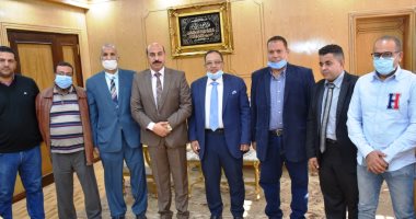 محافظ أسوان : ضرورة نشر الوعى بين صغار المربيين للحفاظ على الثروة الحيوانية