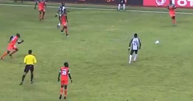 أشرف بن شرقى ضمن أفضل صناع الأهداف في دوري أبطال إفريقيا.. فيديو